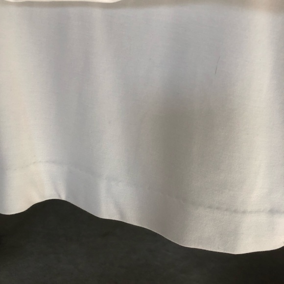 White Cabi blouse (medium) - Picture 4 of 5